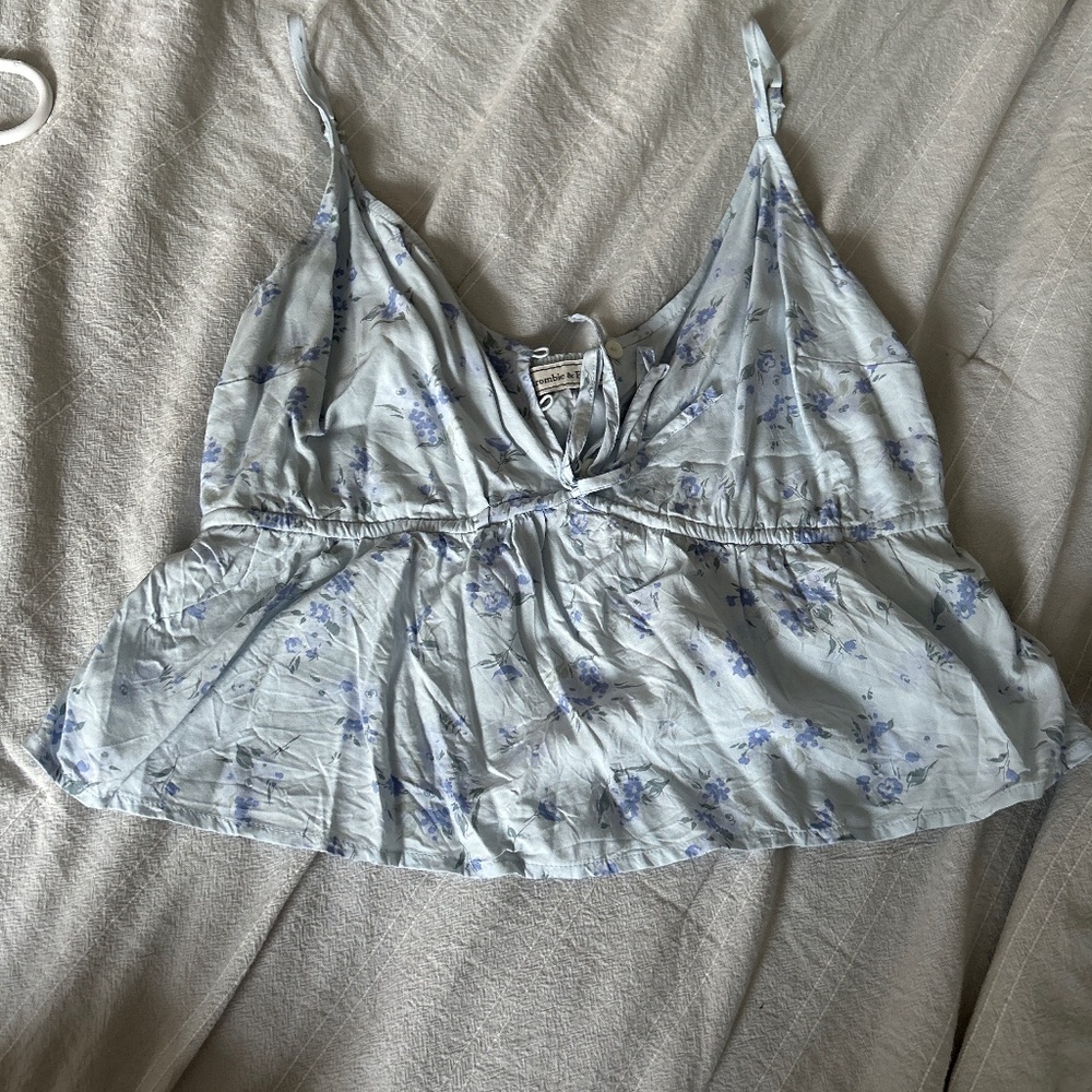 Cropped flare tank